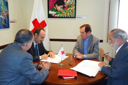 Canaryfly firma un convenio de colaboración con Cruz Roja Española en Canarias