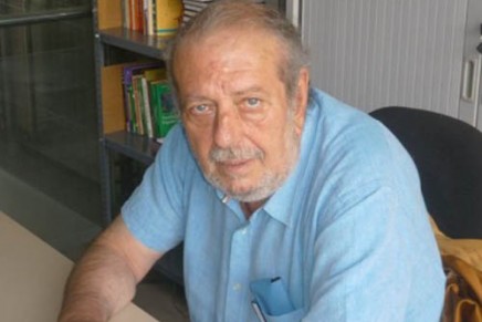El poeta Francisco Viña presenta en Breña Alta su libro ‘El alisio y los tiempos’.