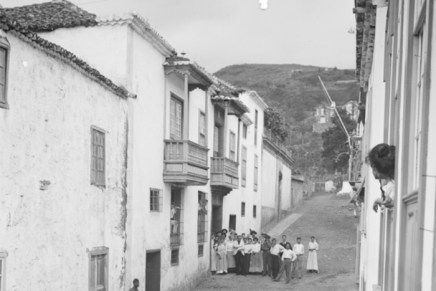 La Biblioteca Antonio Abdo organiza una ruta guiada en torno a los hechos de la ‘Semana Roja’ en Santa Cruz de La Palma