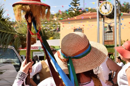 La romería tradicional da el pistoletazo de salida a las Fiestas patronales de Puntagorda