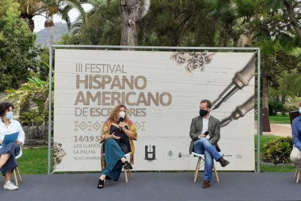 El encuentro con la literatura trasciende fronteras a través del streaming en el tercer Festival Hispanoamericano de Escritores de Los Llanos de Aridane